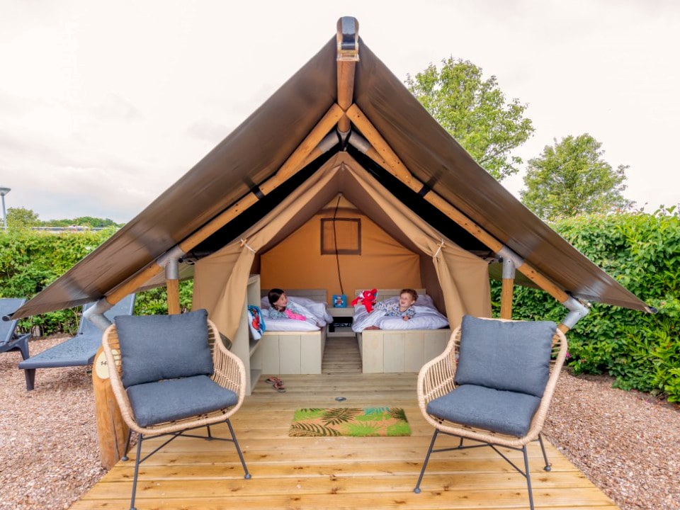 Safari tents and glamping Lodges | Outstanding Tent